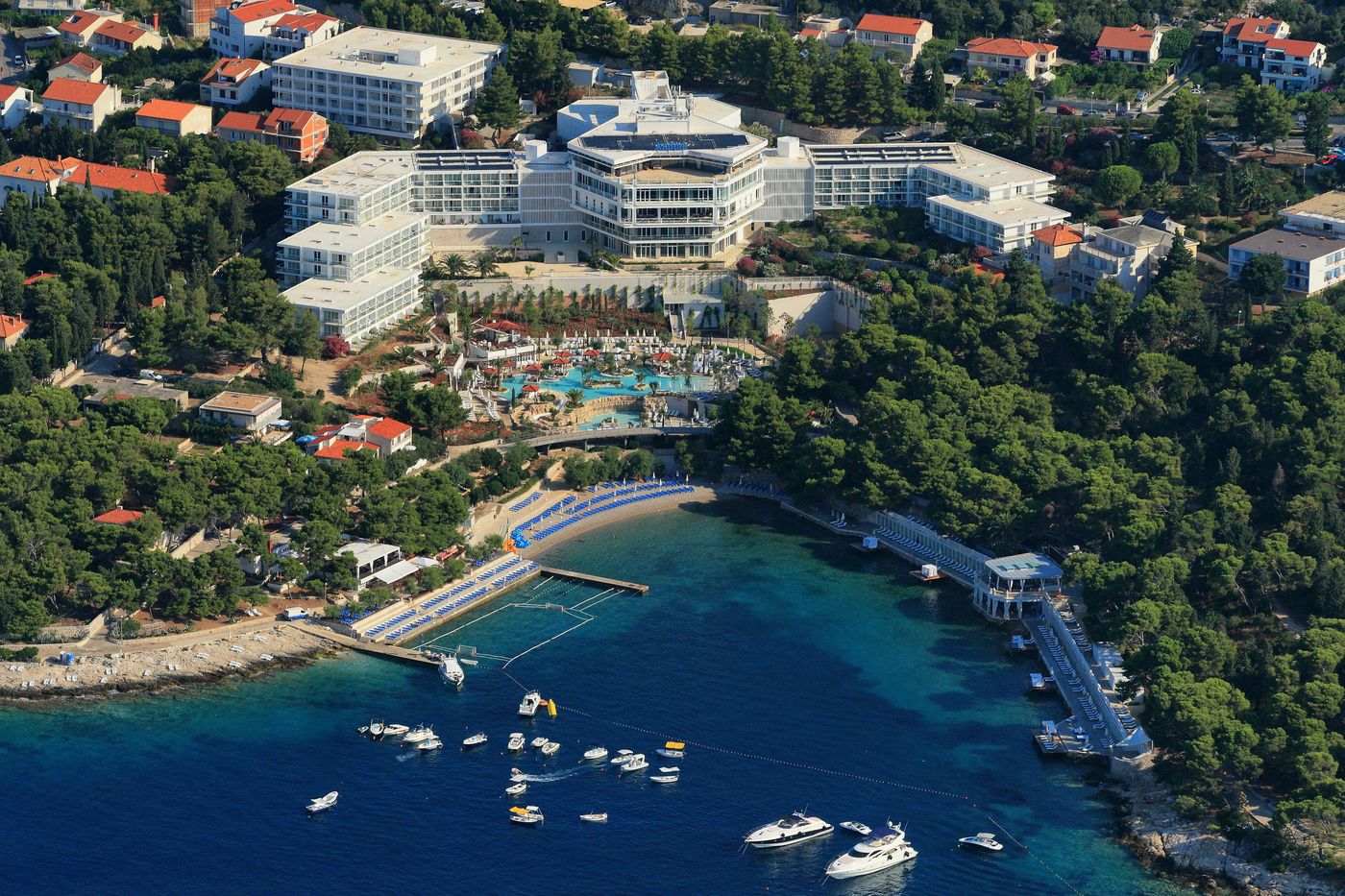Amfora-Hvar-Grand-Beach-Resort-General-view-4