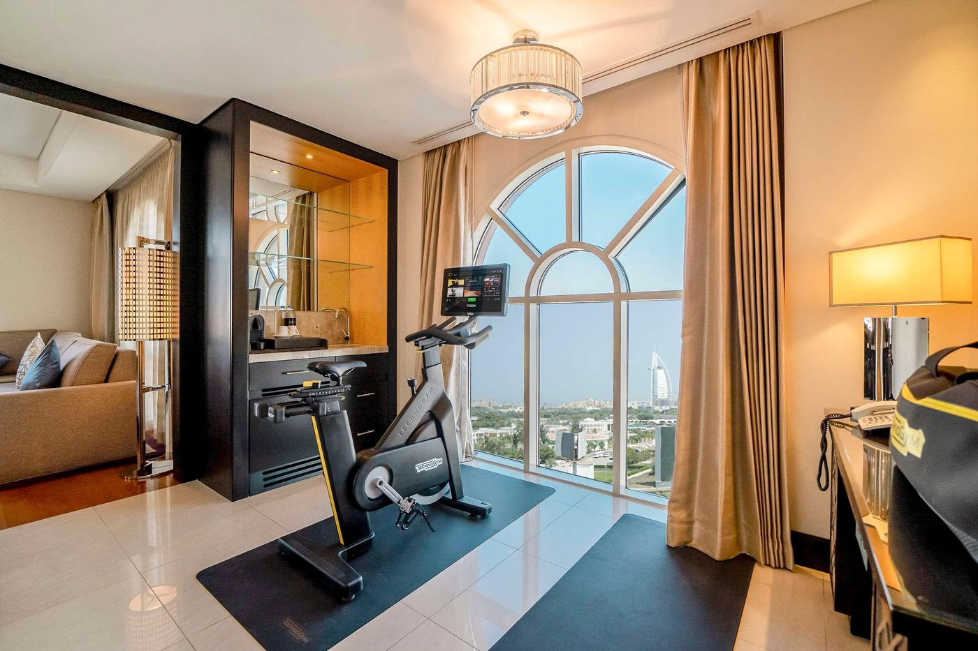 Hotel-Kempinski-Mall-Of-The-Emirate-Restaurant-127