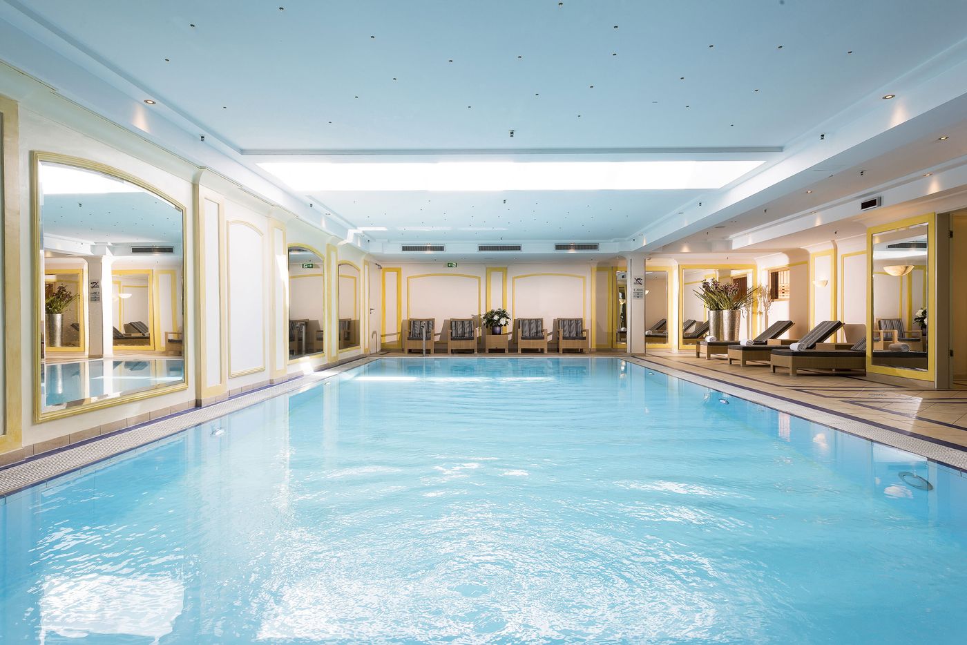 JW-Marriott-Hotel-Berlin-Pool-73