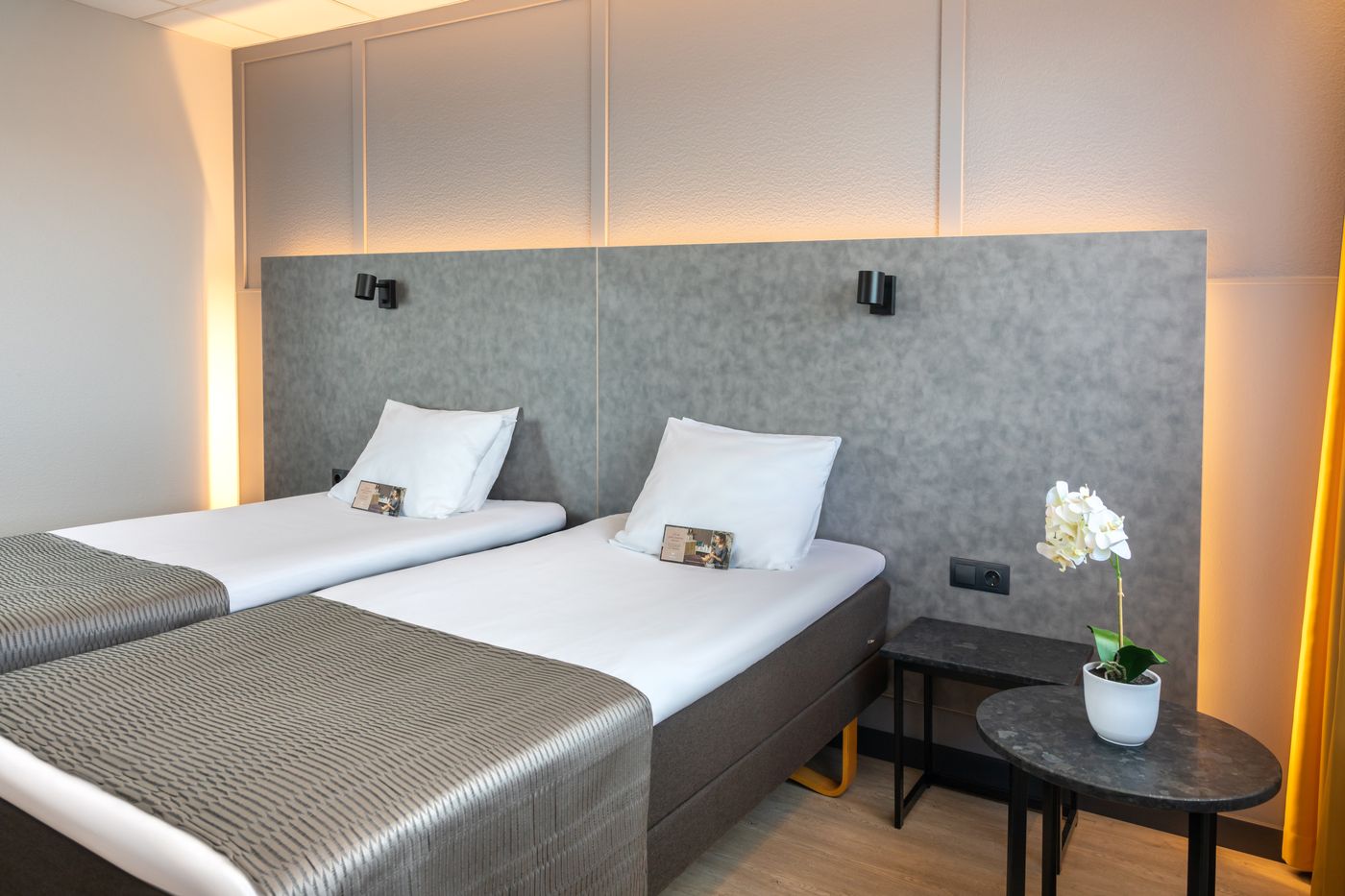 Metropol-Hotel-Room-20