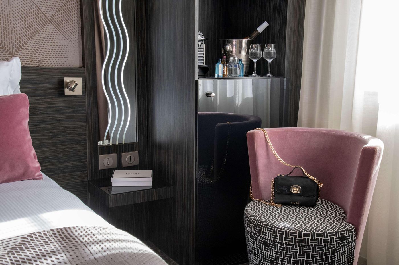 Best-Western-Premier-Mondial-Room-38