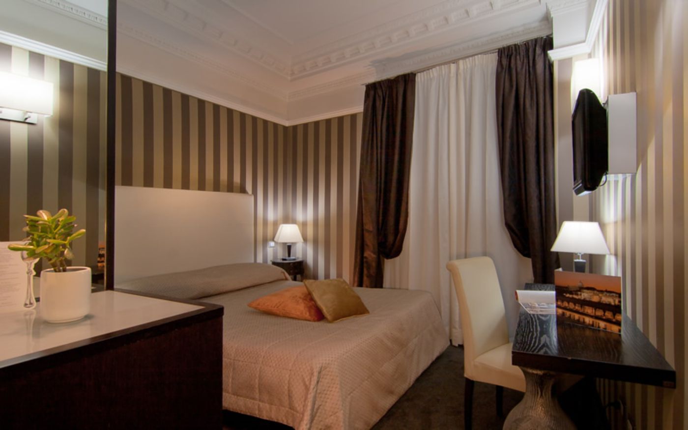 Atlante Star - Italy - ROME  - Room - 2
