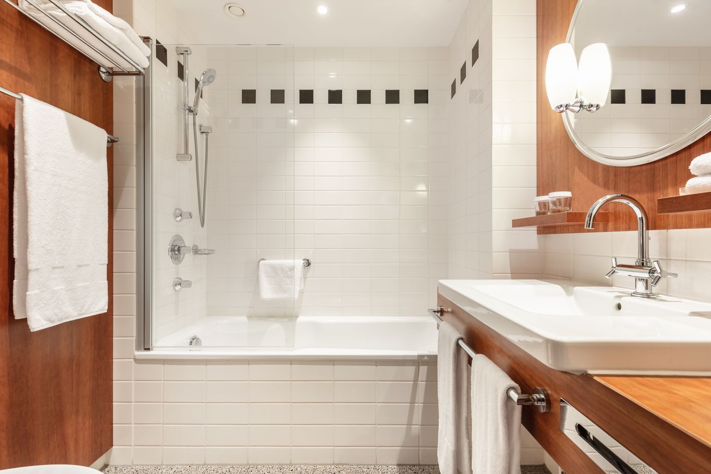 Hilton-Amsterdam-Room-59