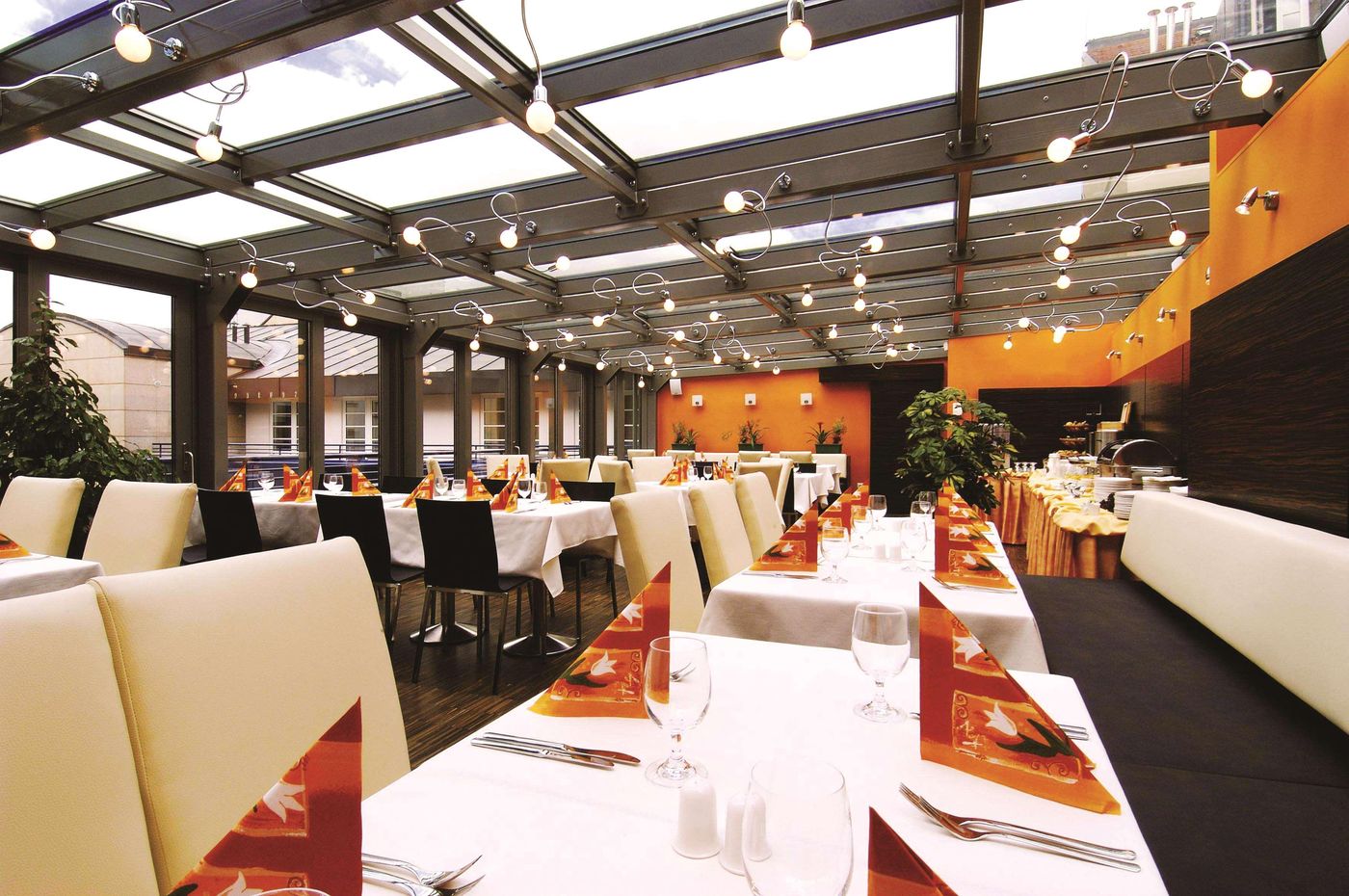 EA-Hotel-Crystal-Palace-Restaurant-20