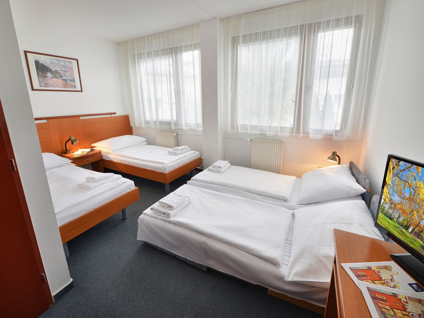 EA-hotel-Populus-Room-15