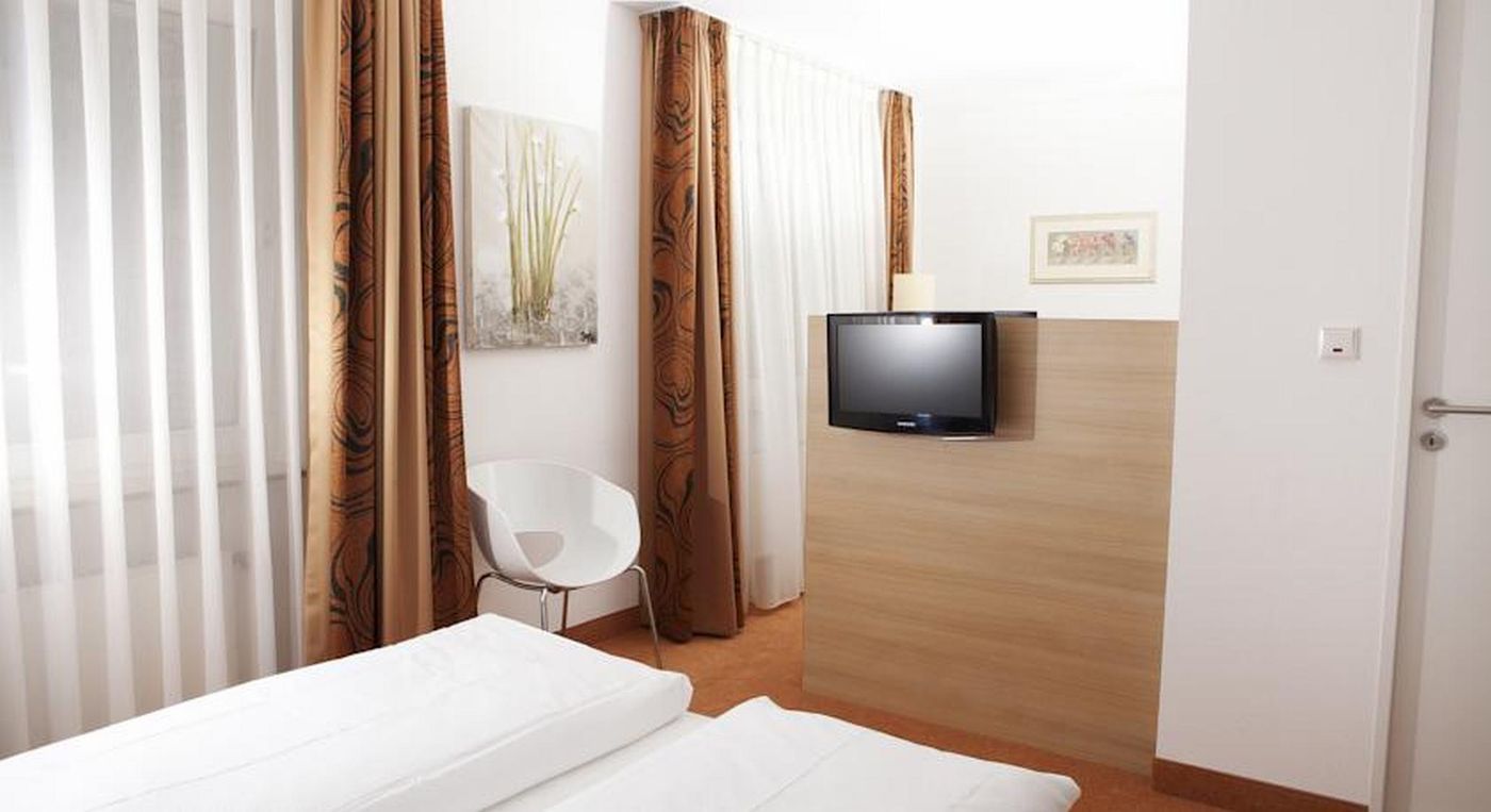 Flandrischer-Hof-Room-16