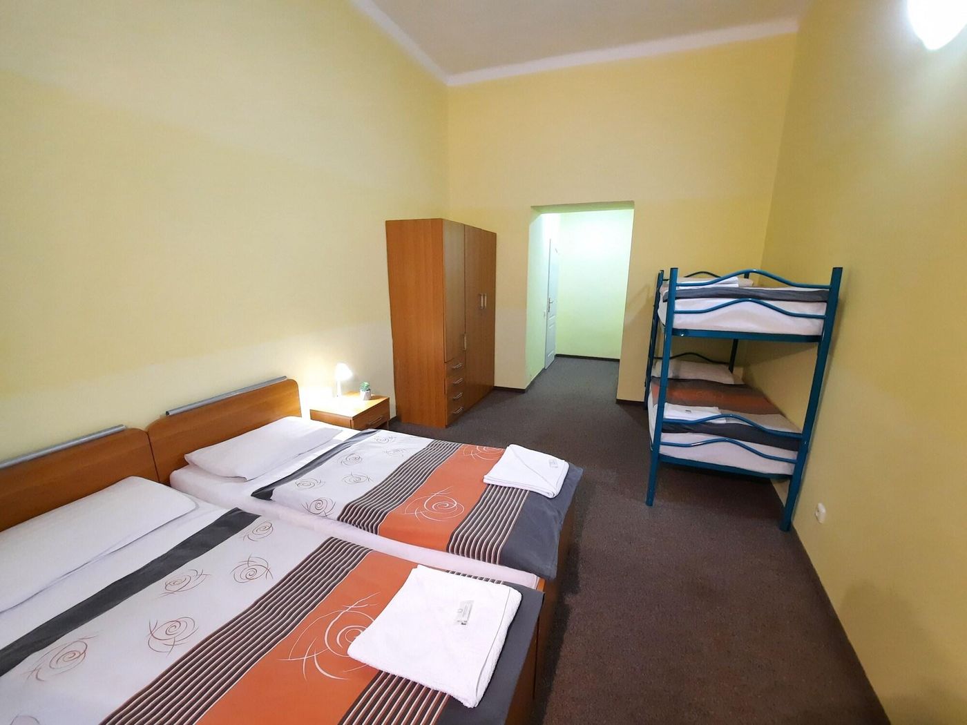 Pension-City-Center---L-Opera-Room-16