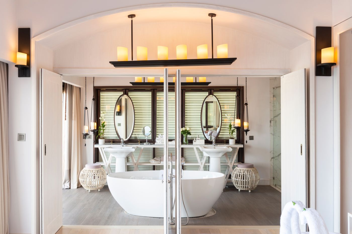 The-Shore-at-Katathani-Room-43