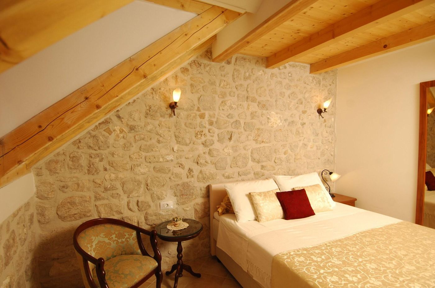 Hotel-Villa-Sigurata-Room-9