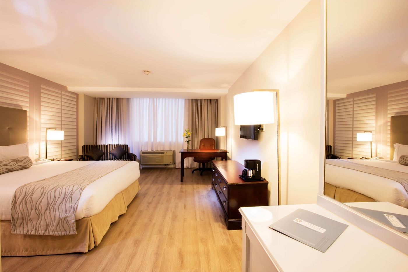 Krystal Satelite Maria Barbara-Mexico-TLALNEPANTLA-Room-9