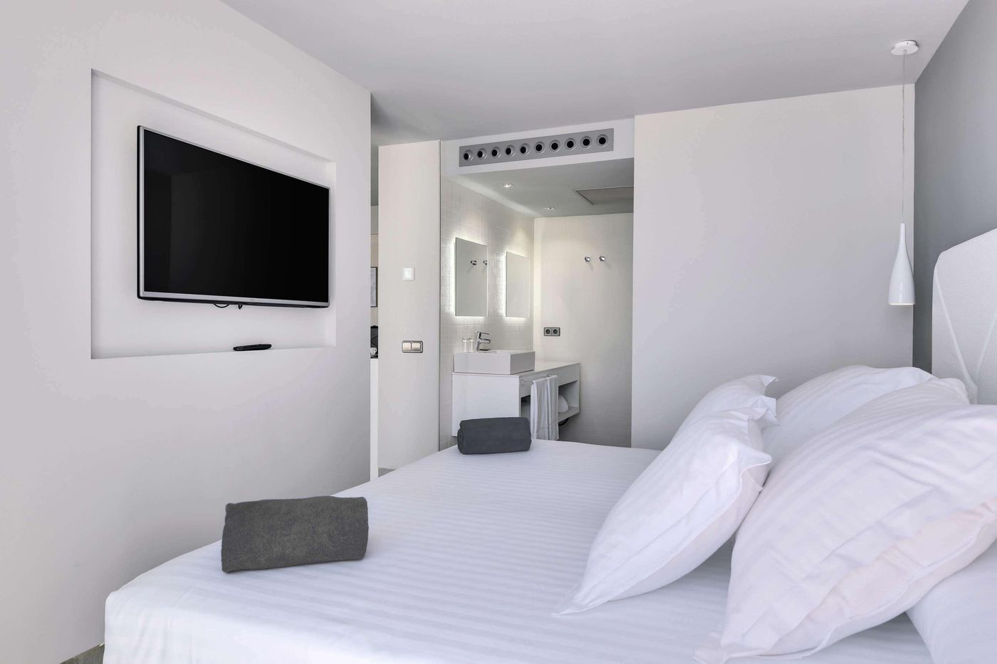 Barcelo-Teguise-Beach-Room-34