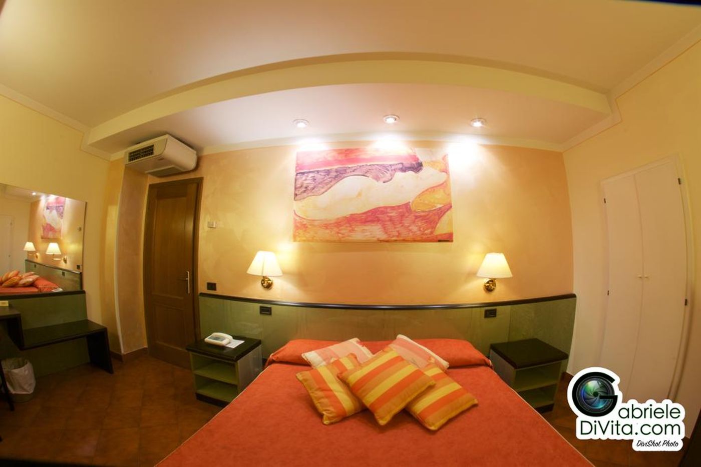 Hotel-La-Luna-Room-46