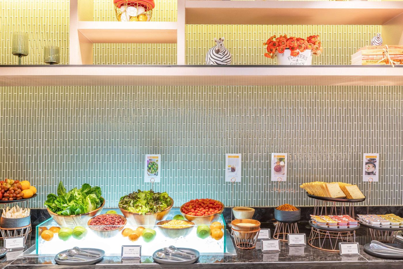 Best-Western-Click-Sathorn-11-Bangkok-Restaurant-32