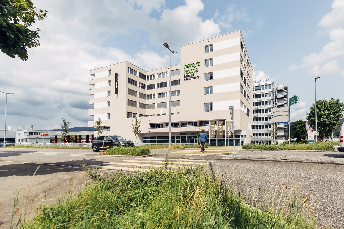 Harry's Home Zürich Limmattal-Switzerland-Spreitenbach-General view-1