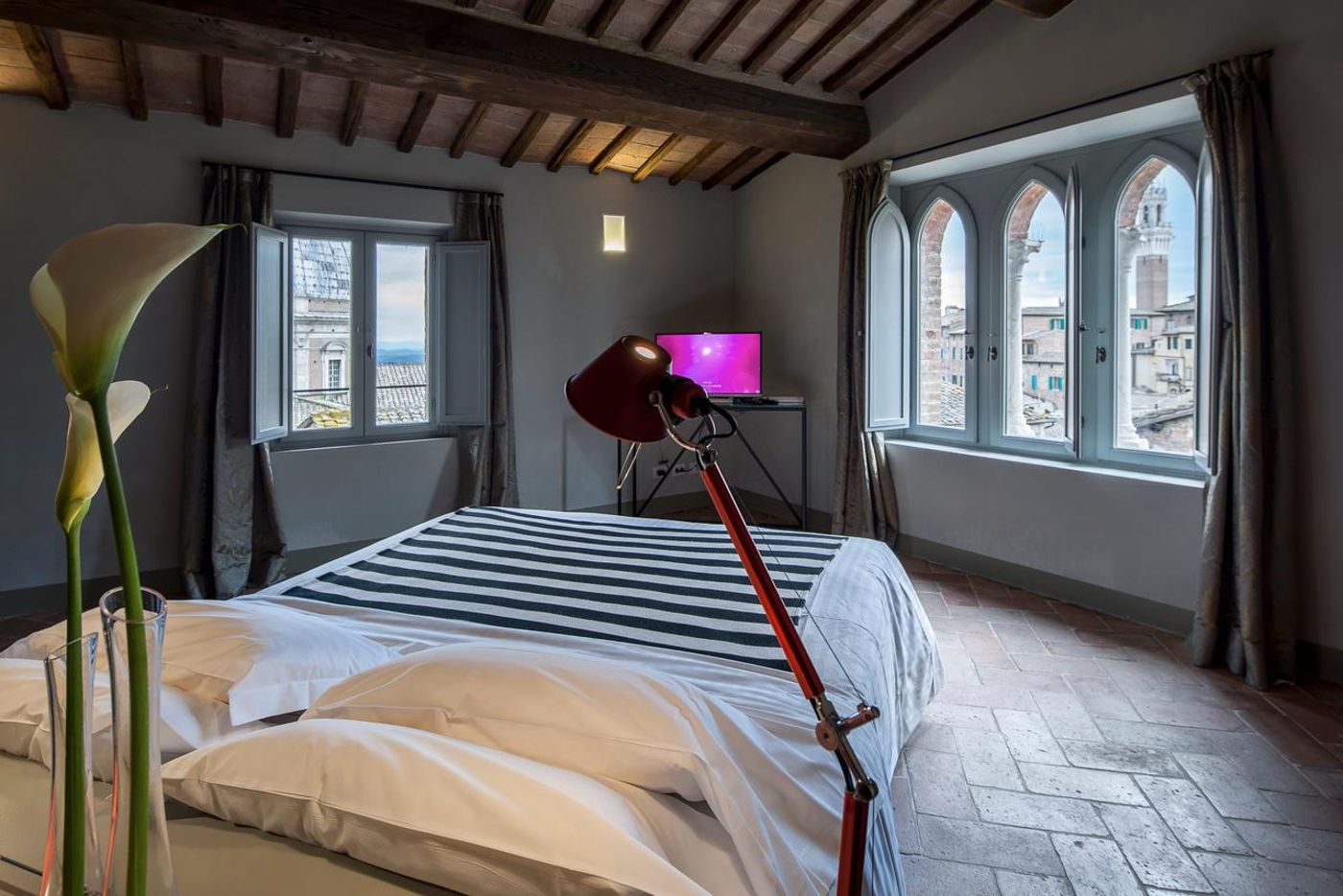 Palazzetto-Rosso-Room-1