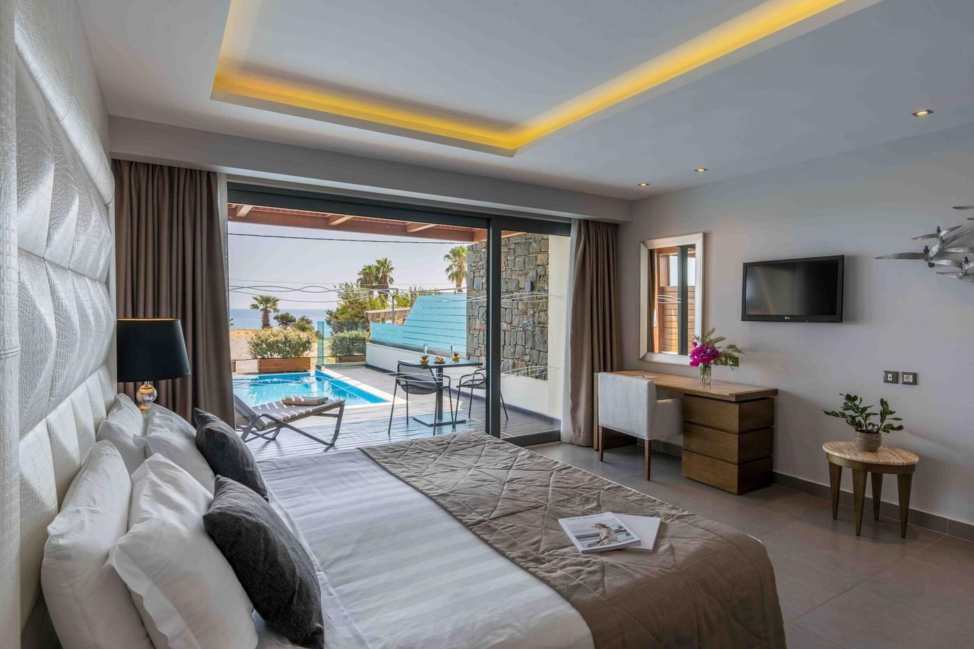 Boutique-5-Hotel-Room-27