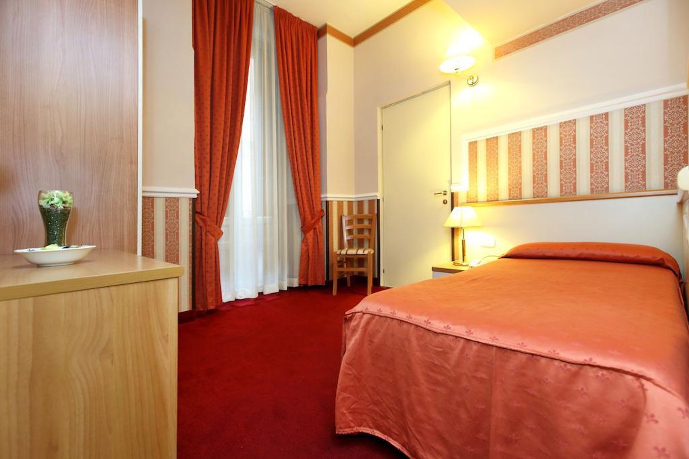 Catania-Centro-Rooms-Room-13
