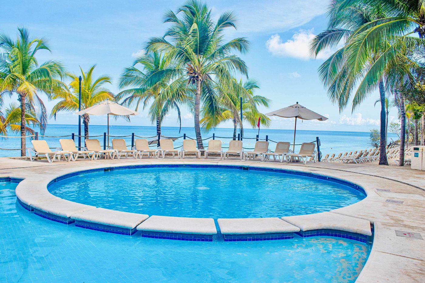 Occidental-Cozumel-Pool-4