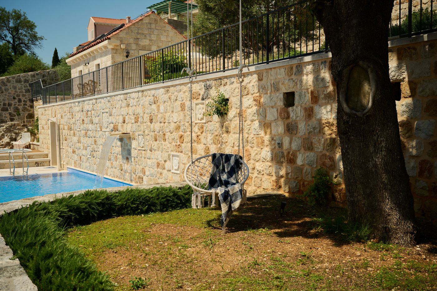 Palace-Natali-Pool-1