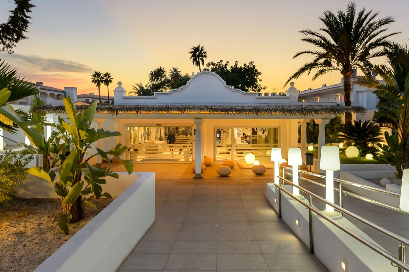 Playasol-Cala-Tarida-General-view-14