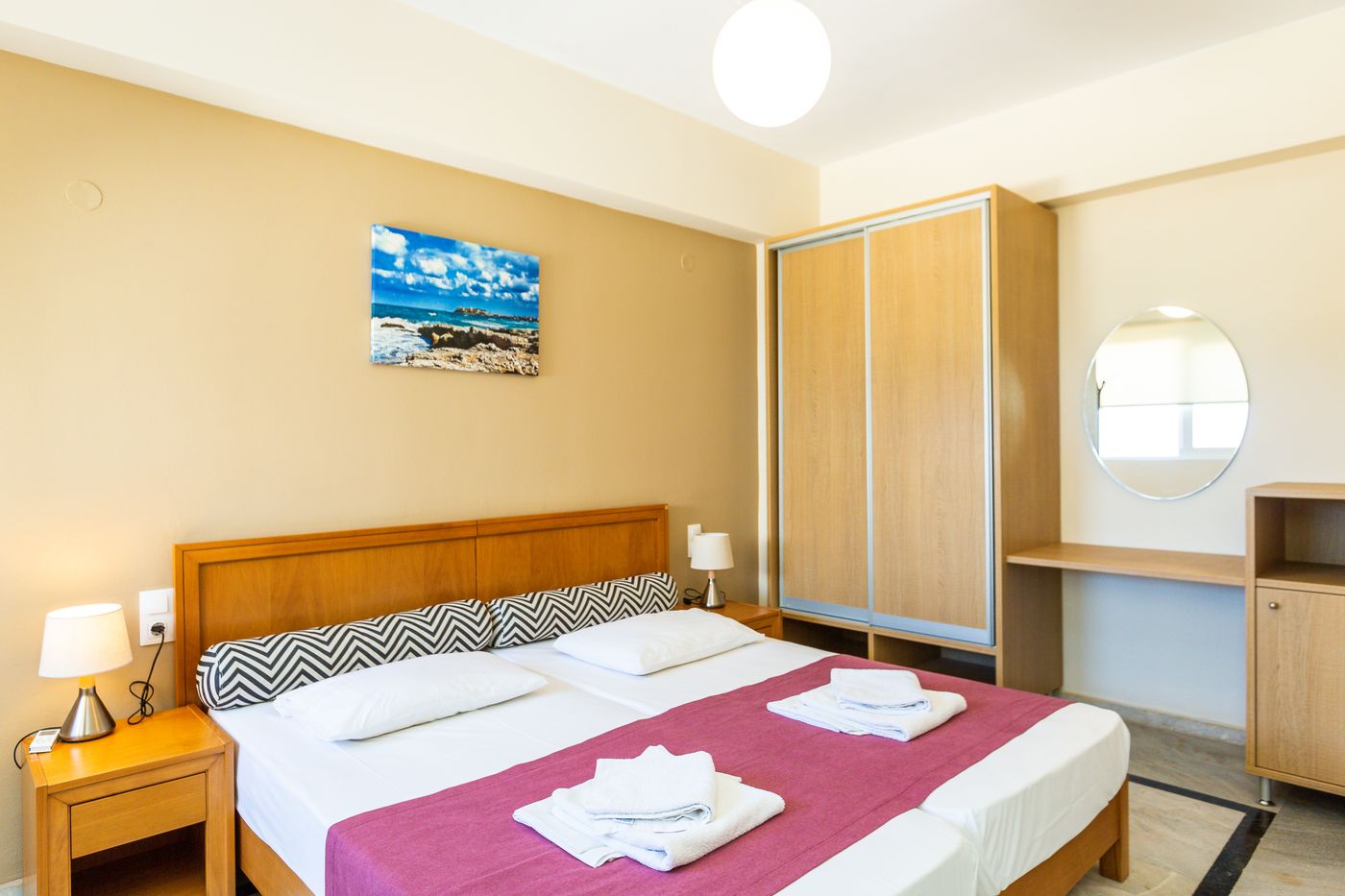 Radamanthys Apartments