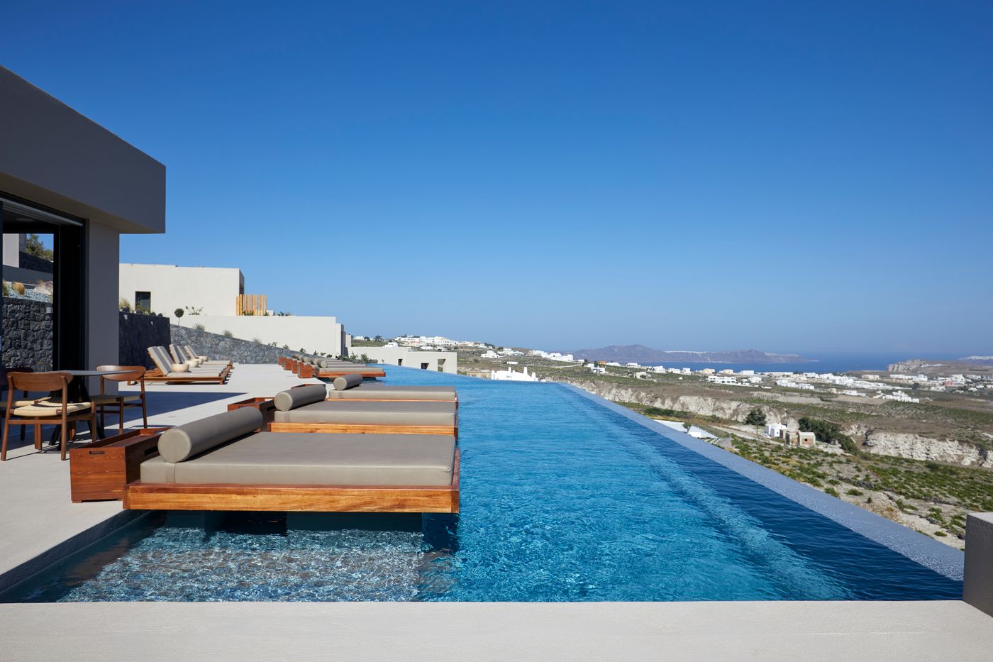 North-Santorini-A-Luxury-Spa-Hotel-Pool-44