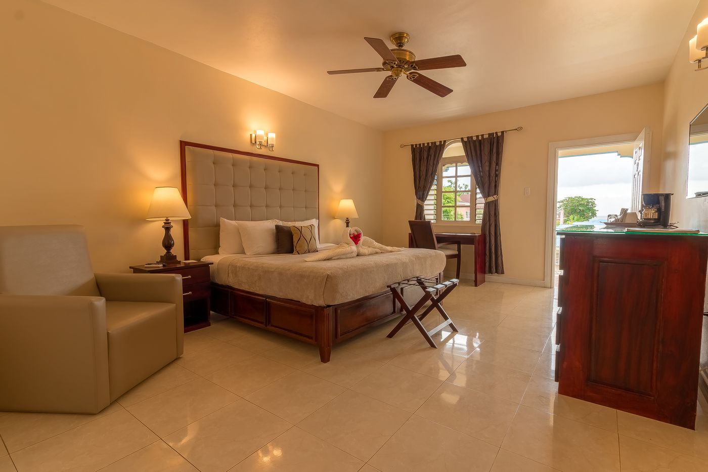 Travellers Beach Resort