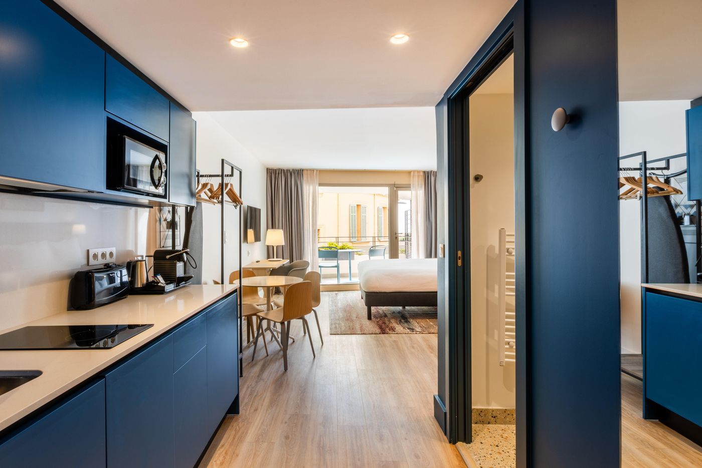 Club-Maintenon-Room-24