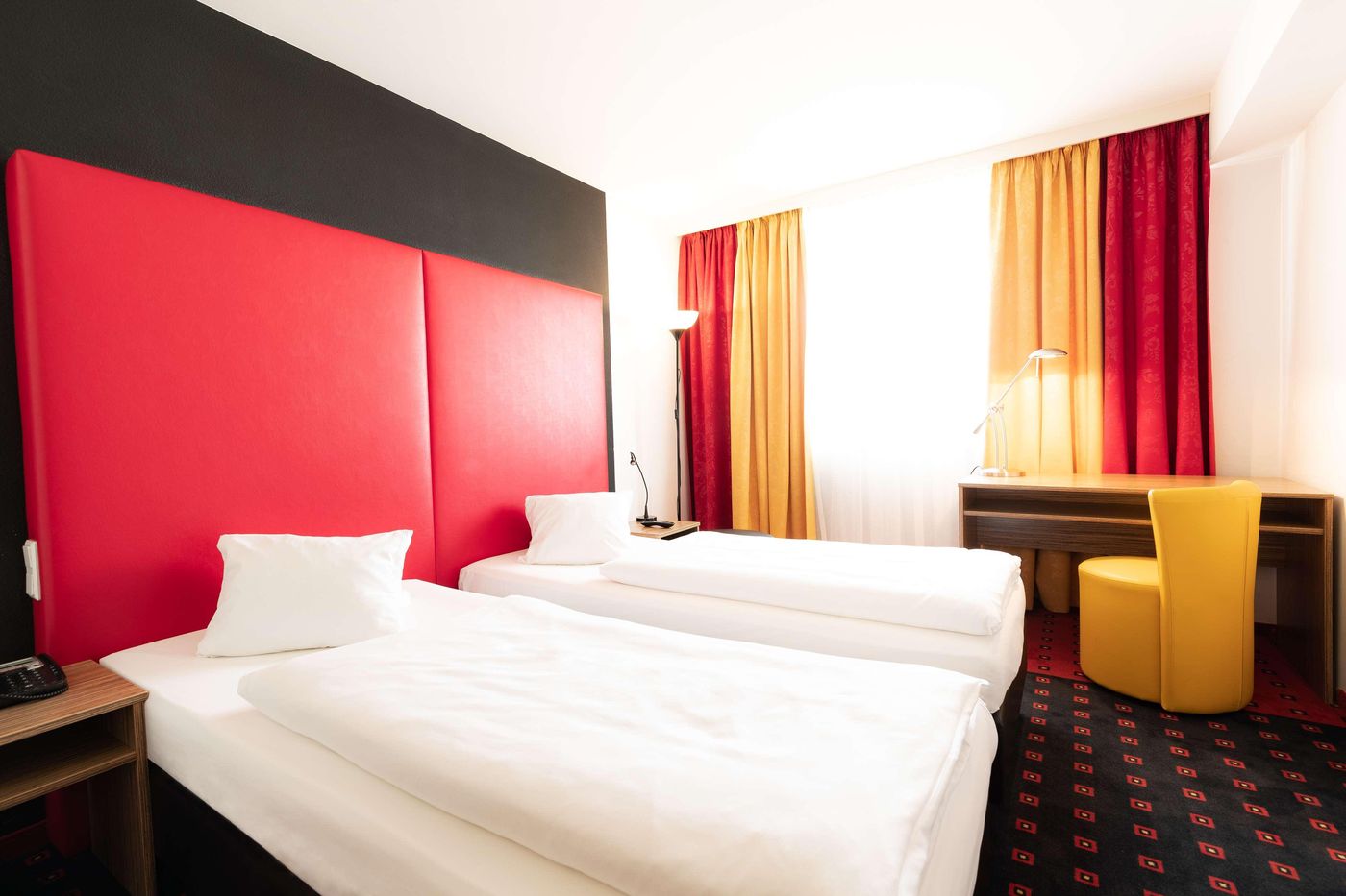 Senator - Austria - Vienna - Room - 3