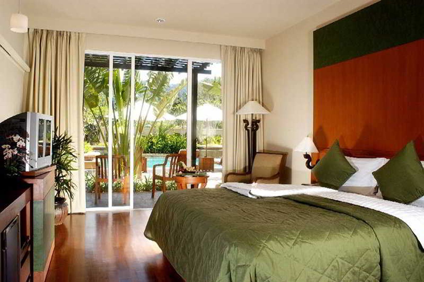 Mission-Hills-Phuket-Golf-Resort---Spa-Room-26