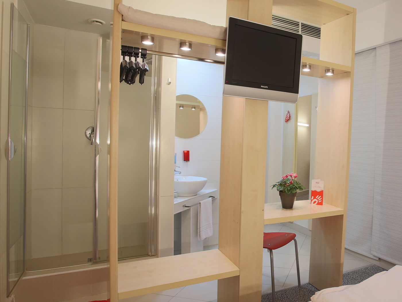 Hello Hotels Bucuresti Gara de Nord - Romania - BUCHAREST - Room - 1