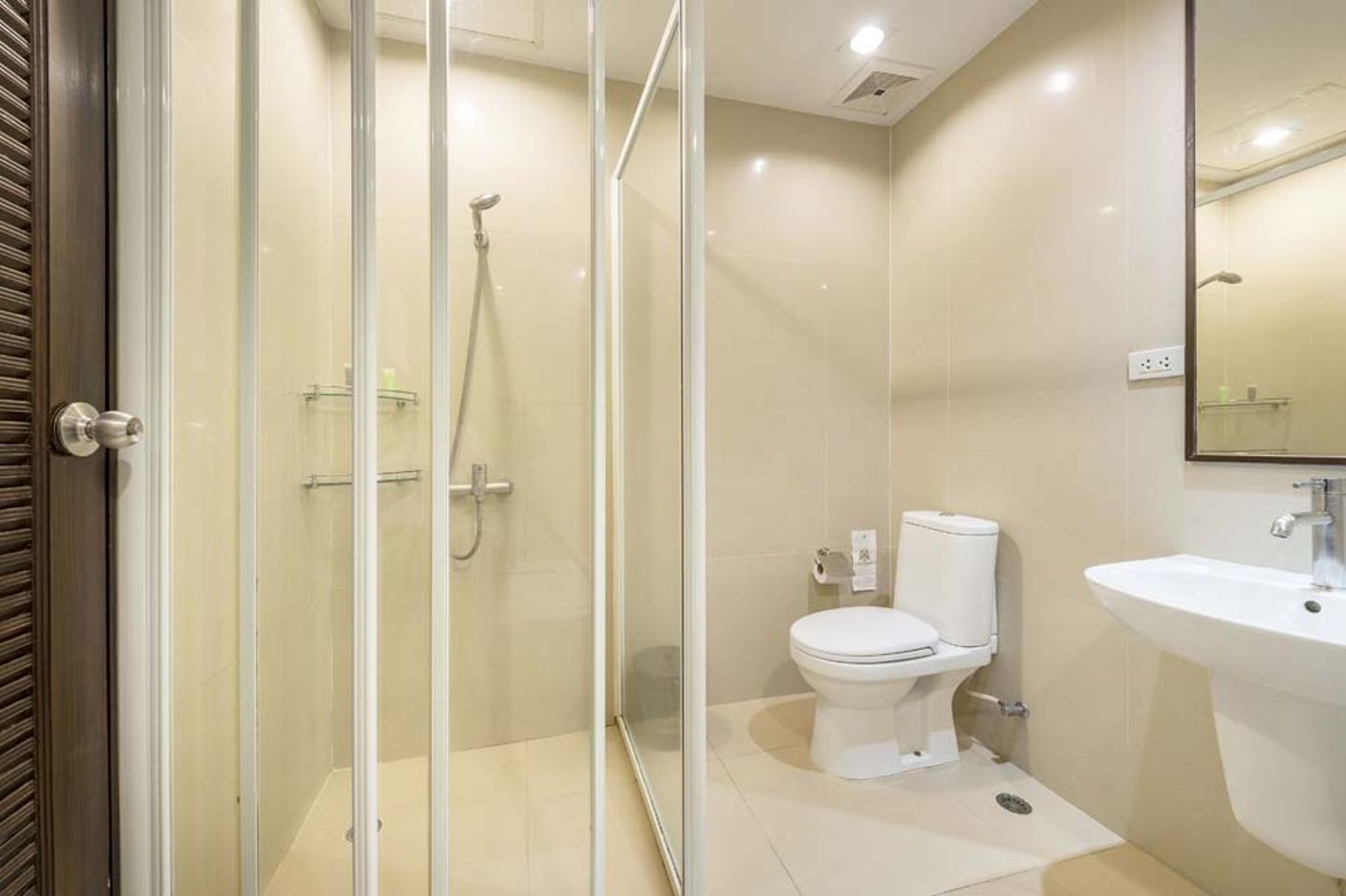 Qiu-Hotel-Sukhumvit-Room-22