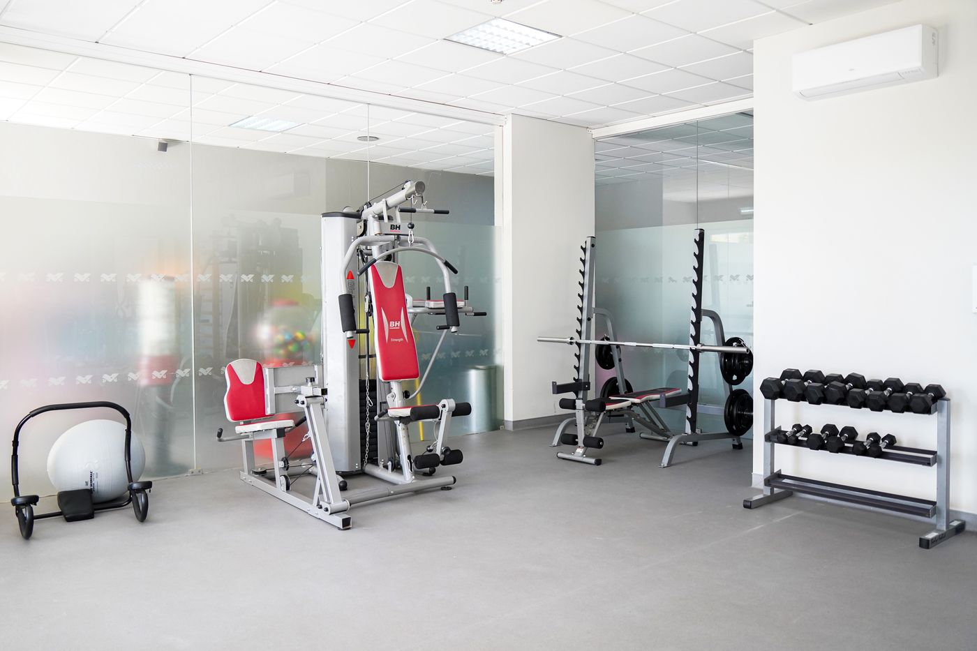 Vitor-s-Plaza-Sports-and-Entertainment-71