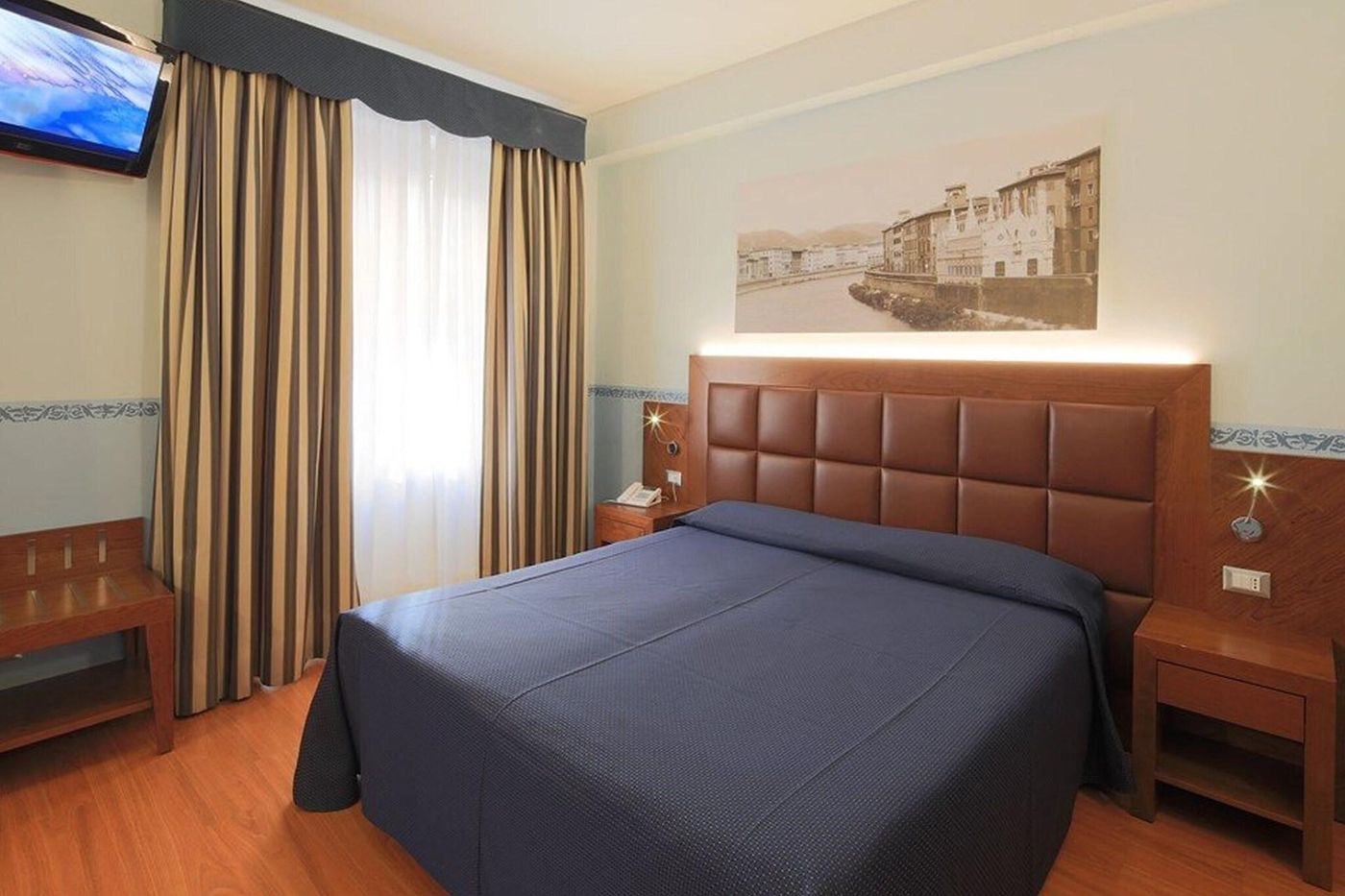 Terminus E Plaza-Italy-Pisa-General view-1