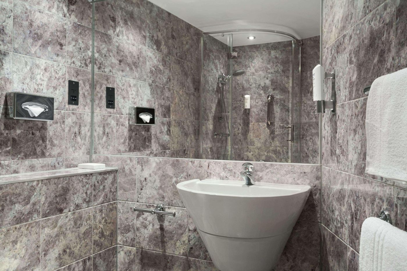 Waterloo Hub Hotel & Suites - United Kingdom - LONDON - Room - 8