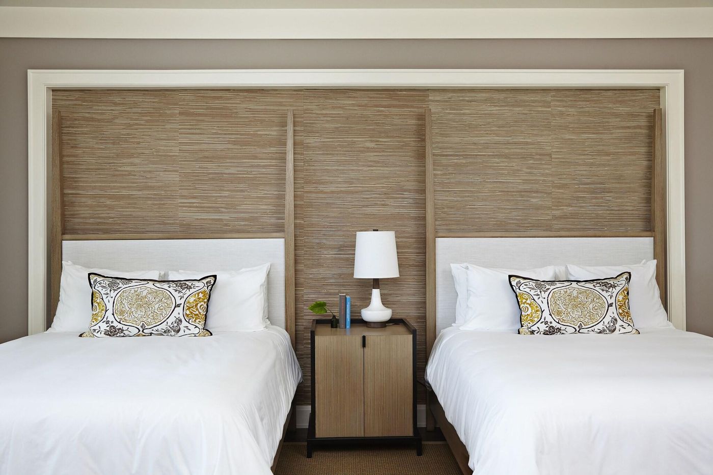 The-Island-House-Room-17