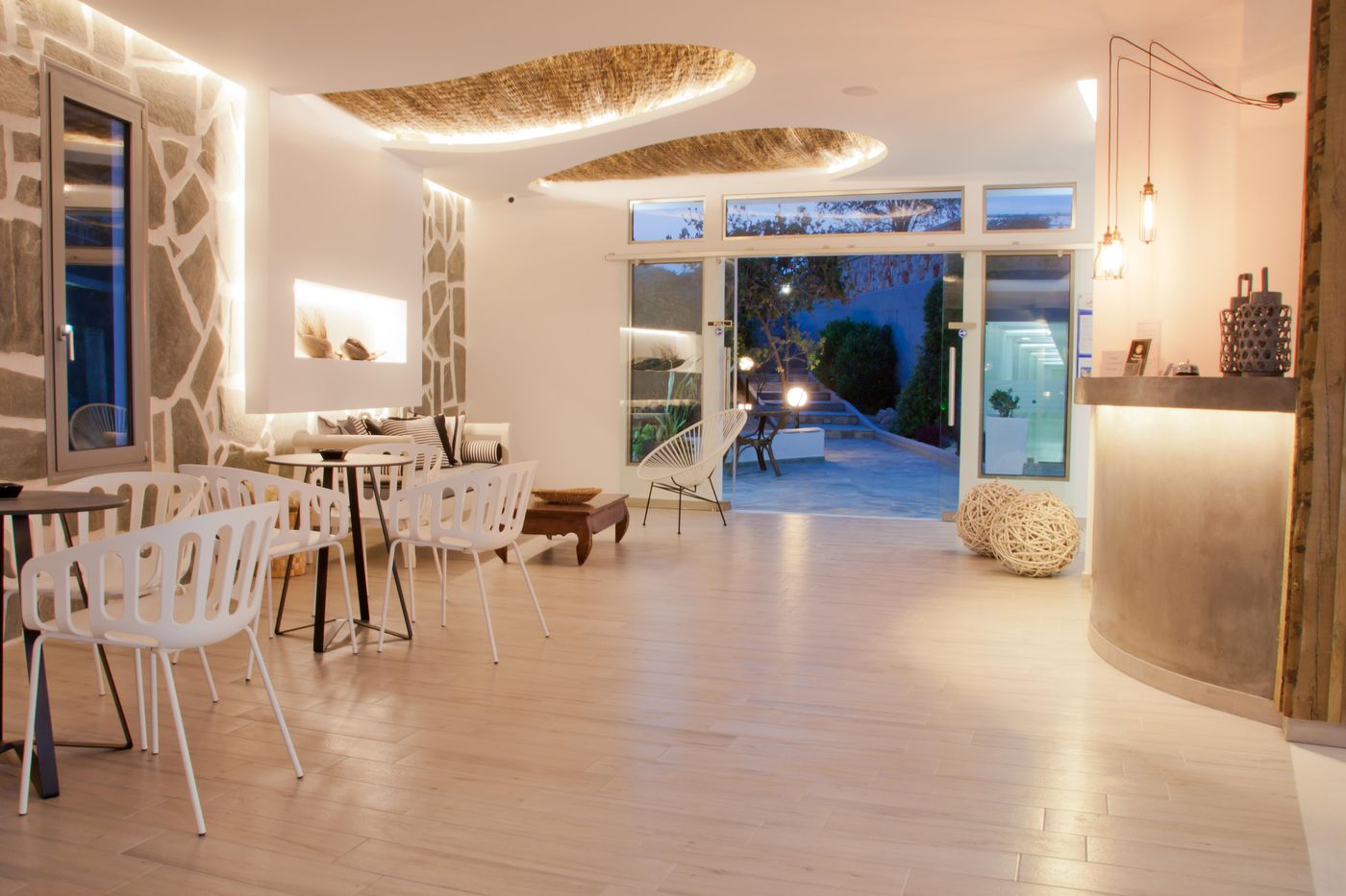 Malibu-Boutique-General-view-53