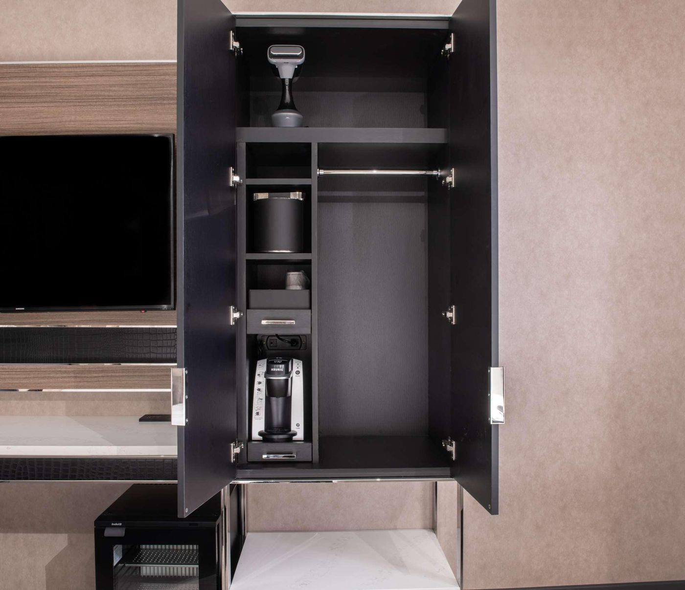 Aliz-Hotel-Times-Square-Room-8