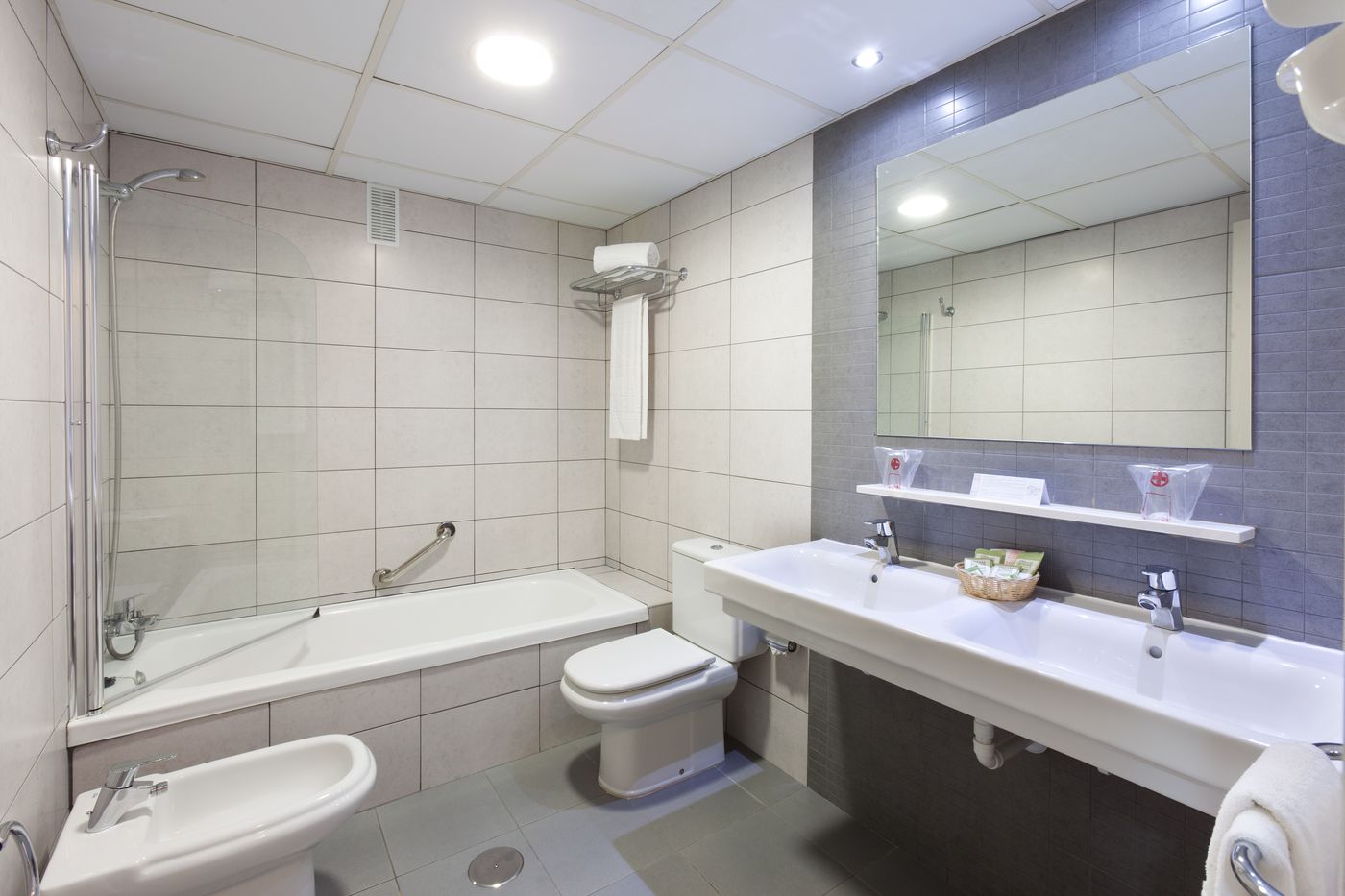 Tigotan-Lovers---Friends-Playa-de-Las-Americas---Adults-Only--18---Room-41