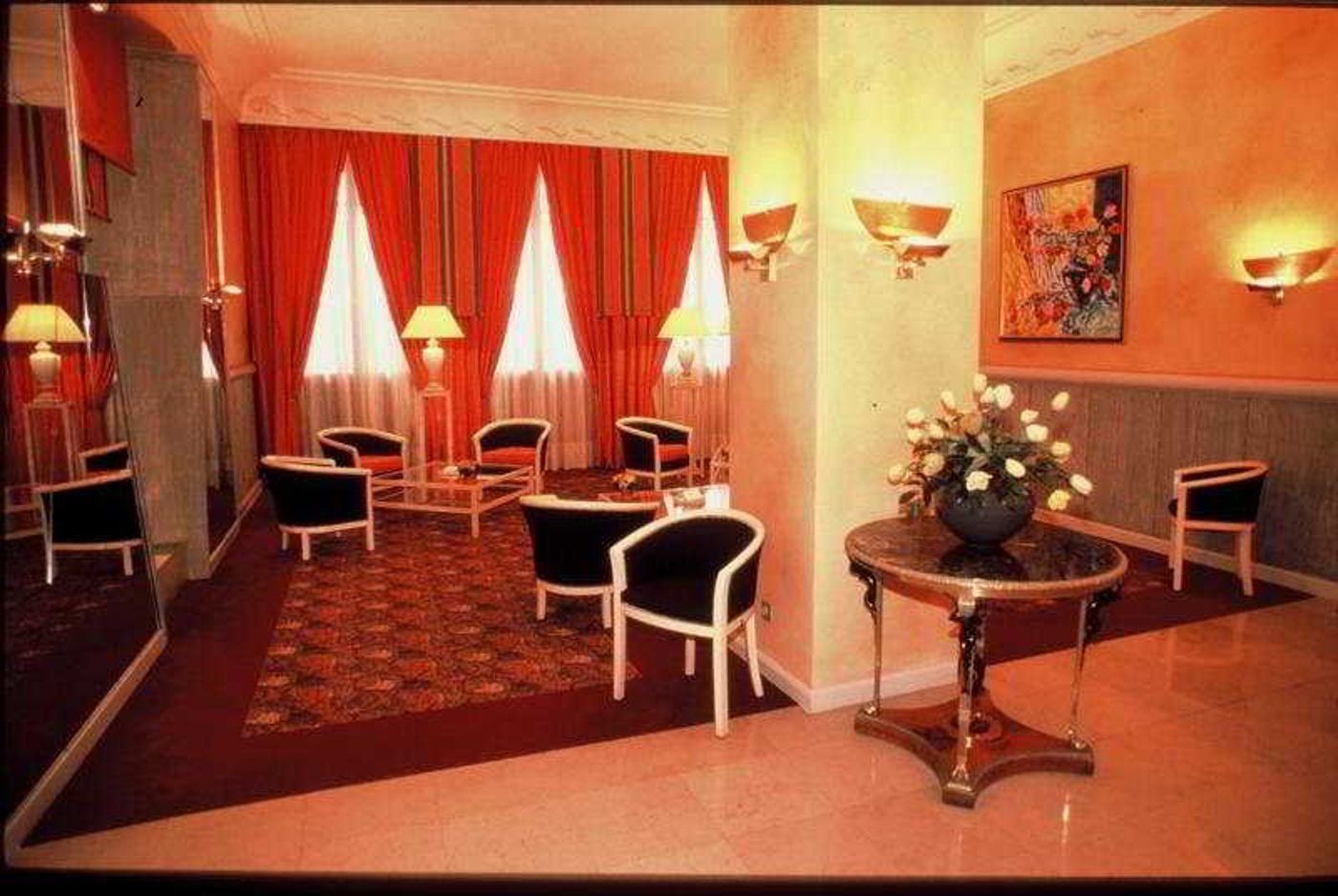 Globe et Cecil - France - LYON - Lobby - 8