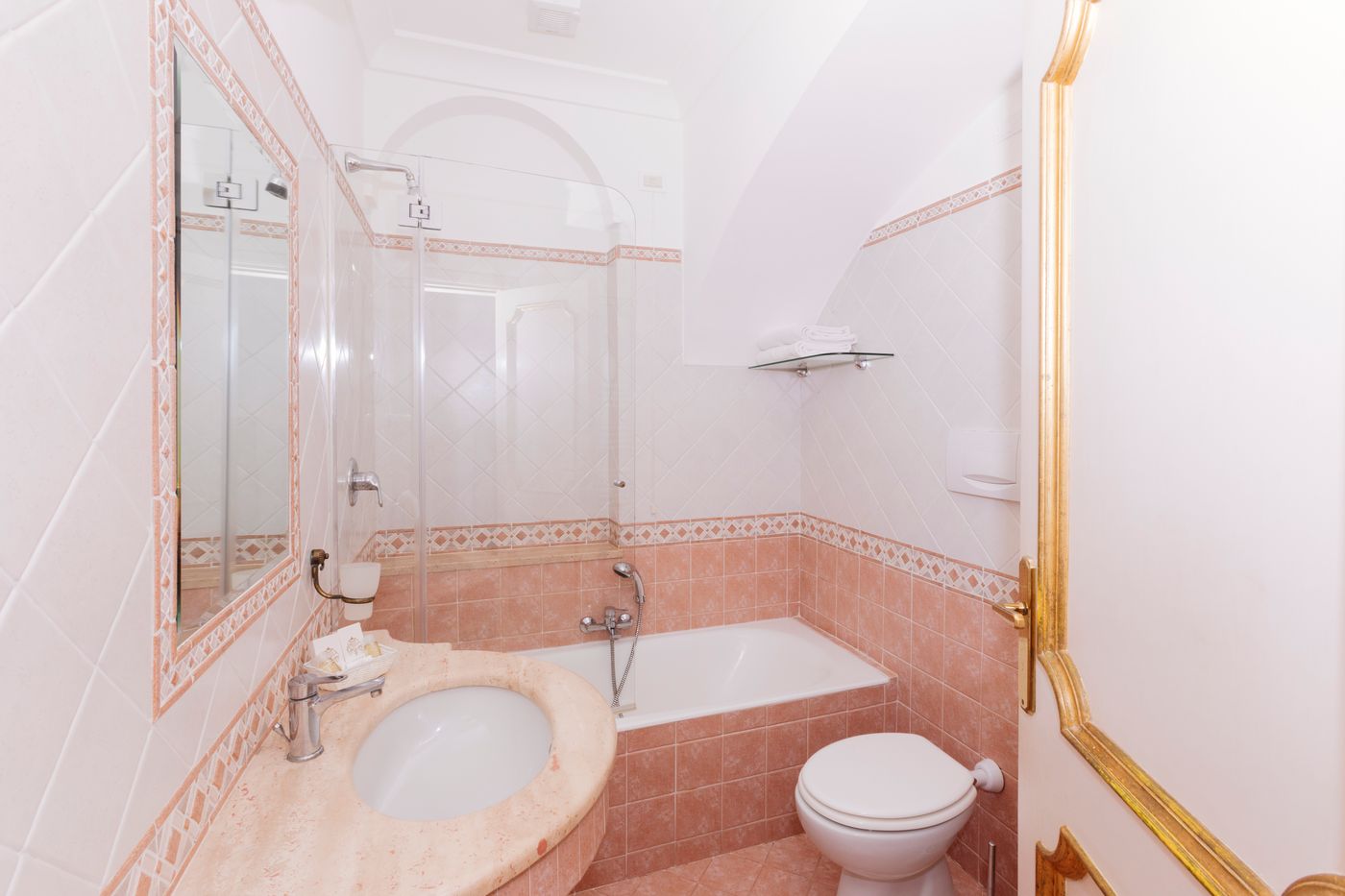 Hotel-Conca-D-Oro-Room-40