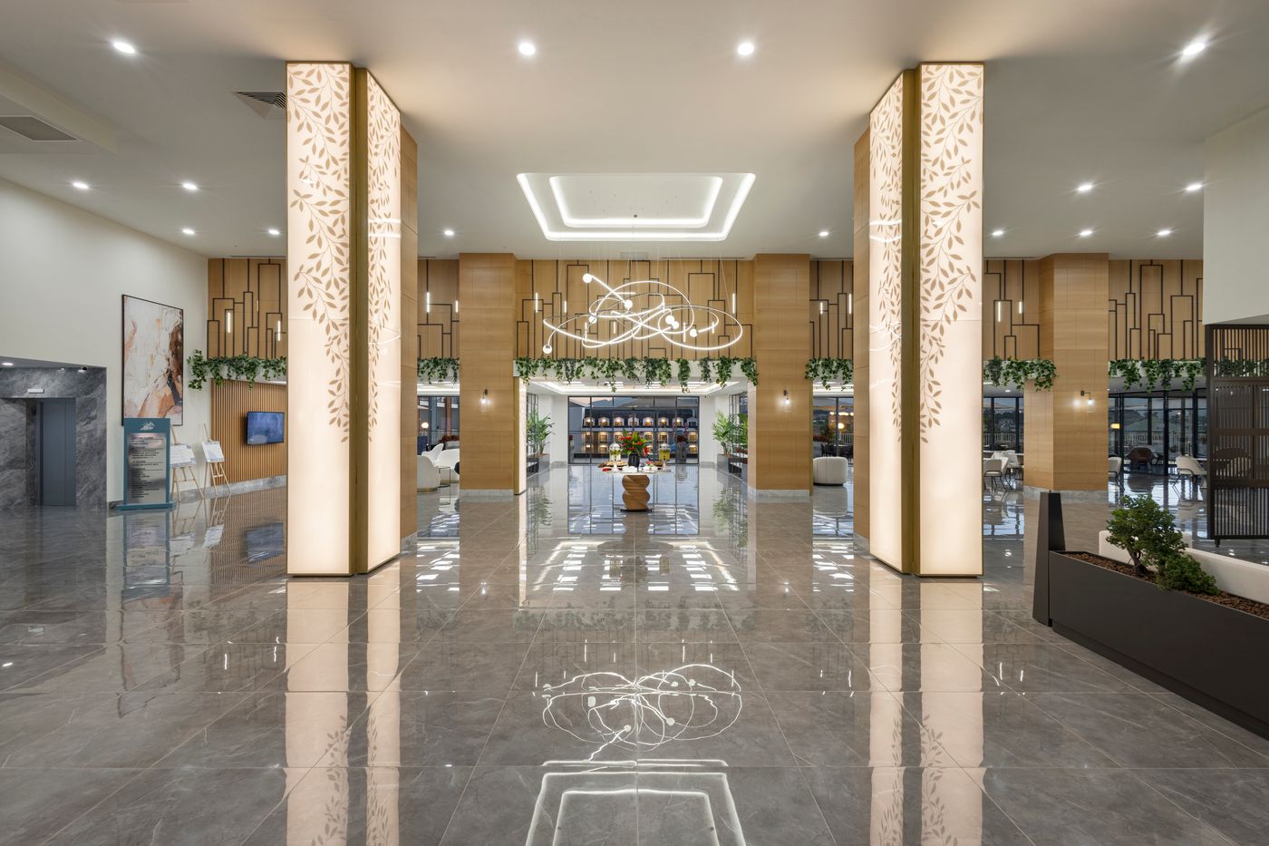 Arcanus Hotels Trendline Side