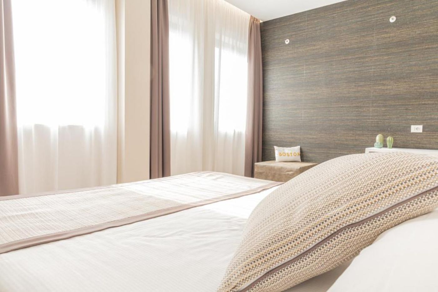 Boston Hotel-Italy-BARI-Room-6