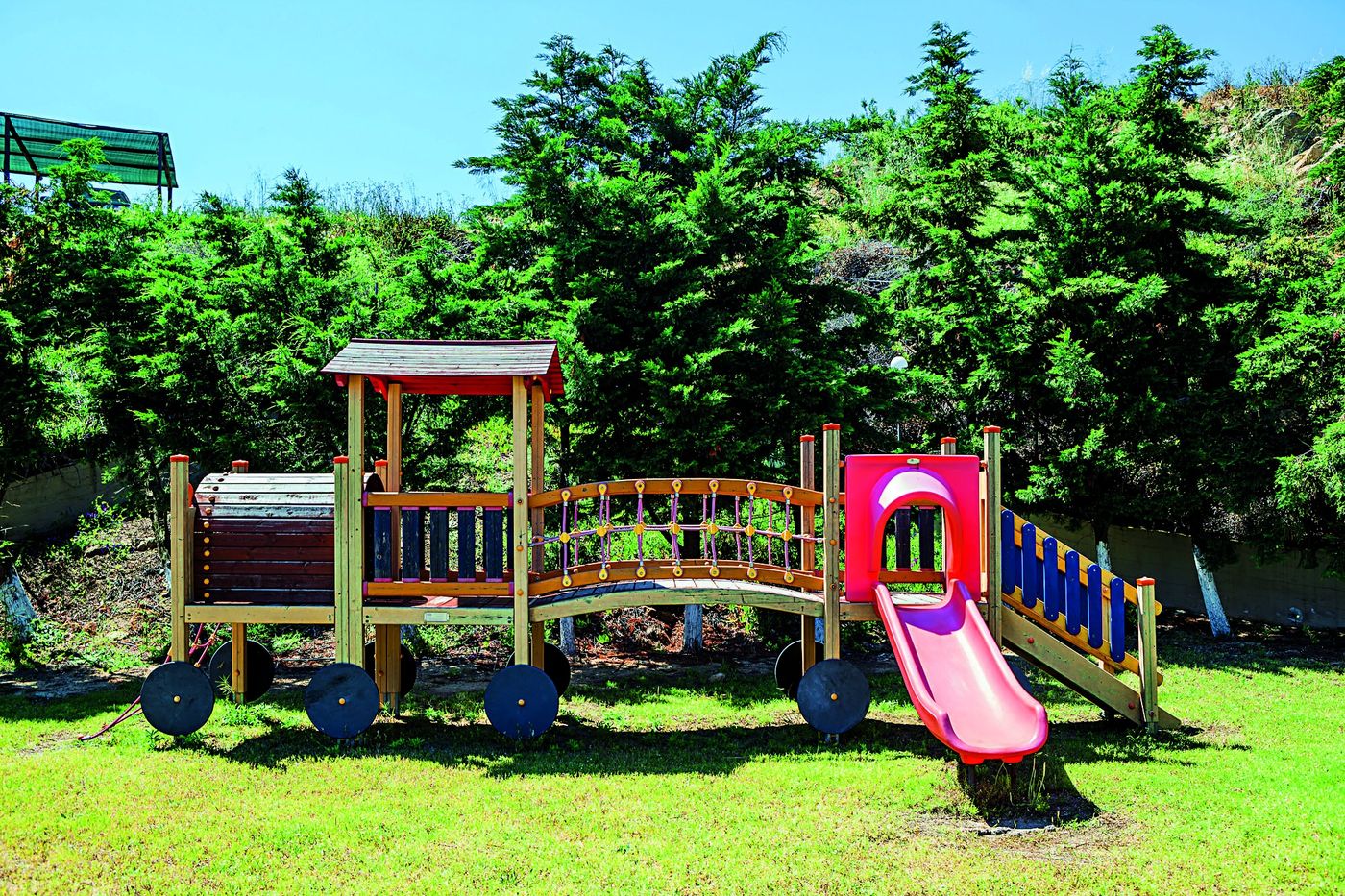 Theoxenia-Sports-and-Entertainment-33