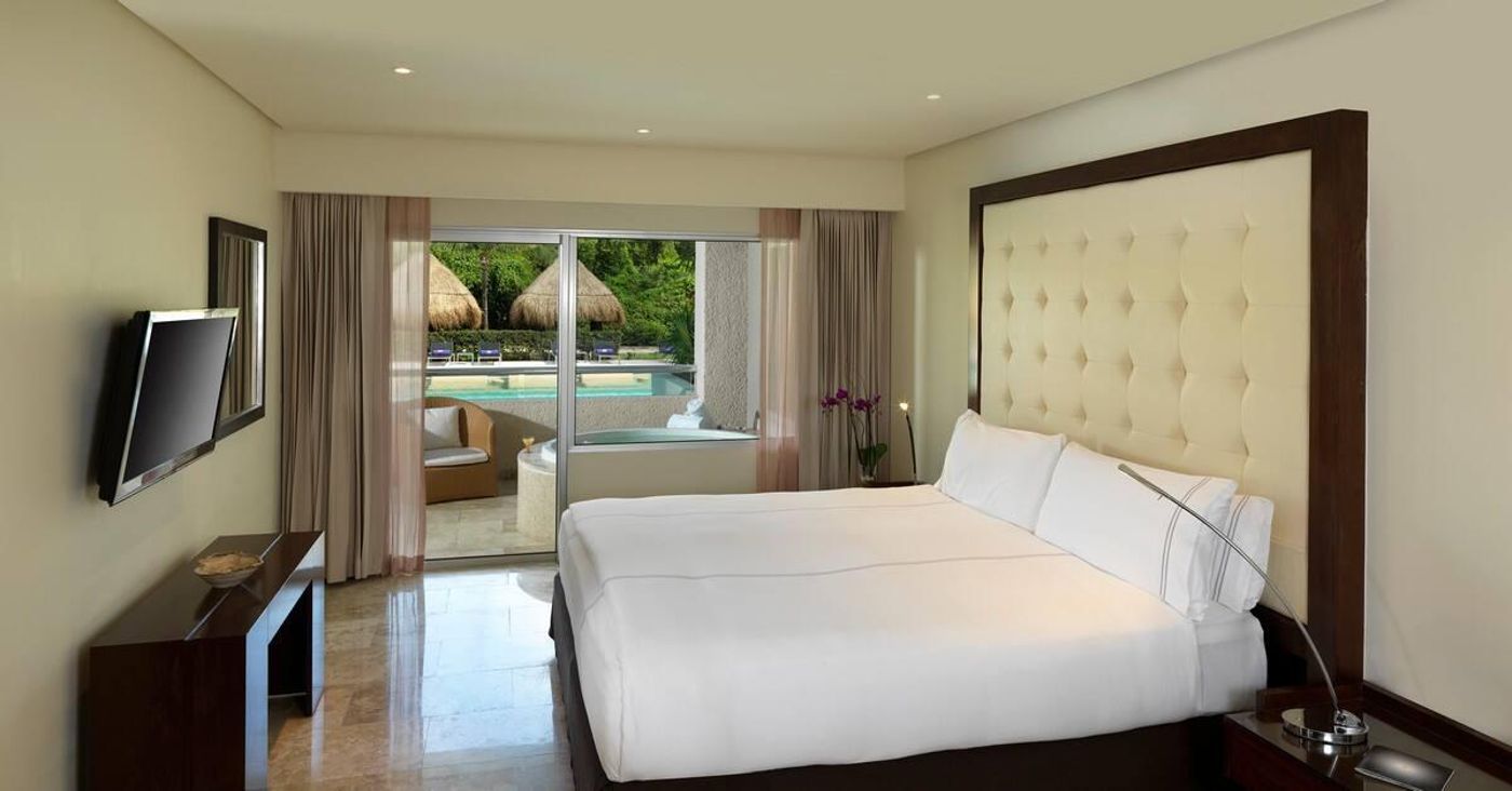 Paradisus-La-Perla-Playa-del-Carmen---Adults-Only-Room-31