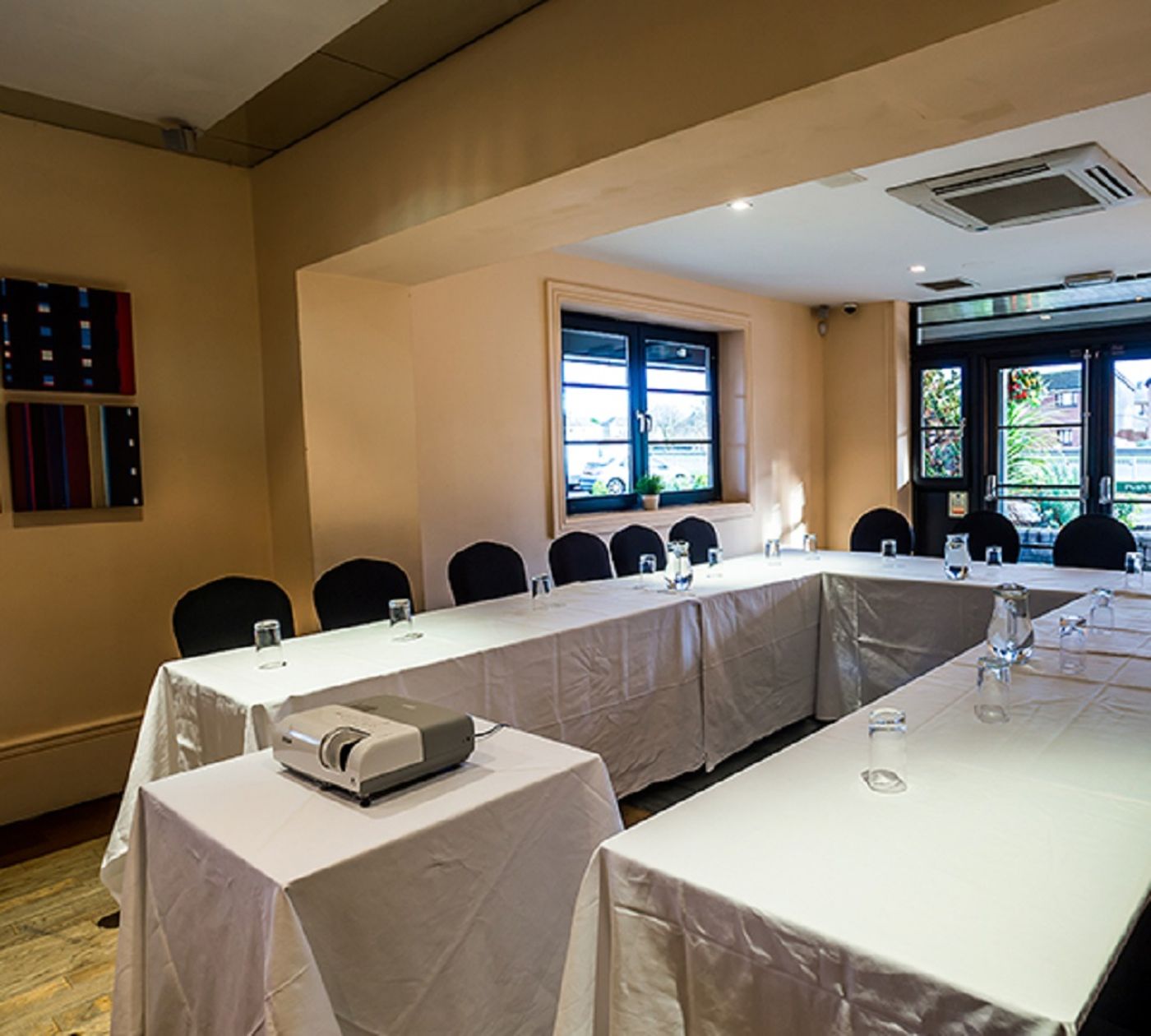Crowwood Hotel Glasgow-United Kingdom-MUIRHEAD, LANARKSHIRE-Conferences-9