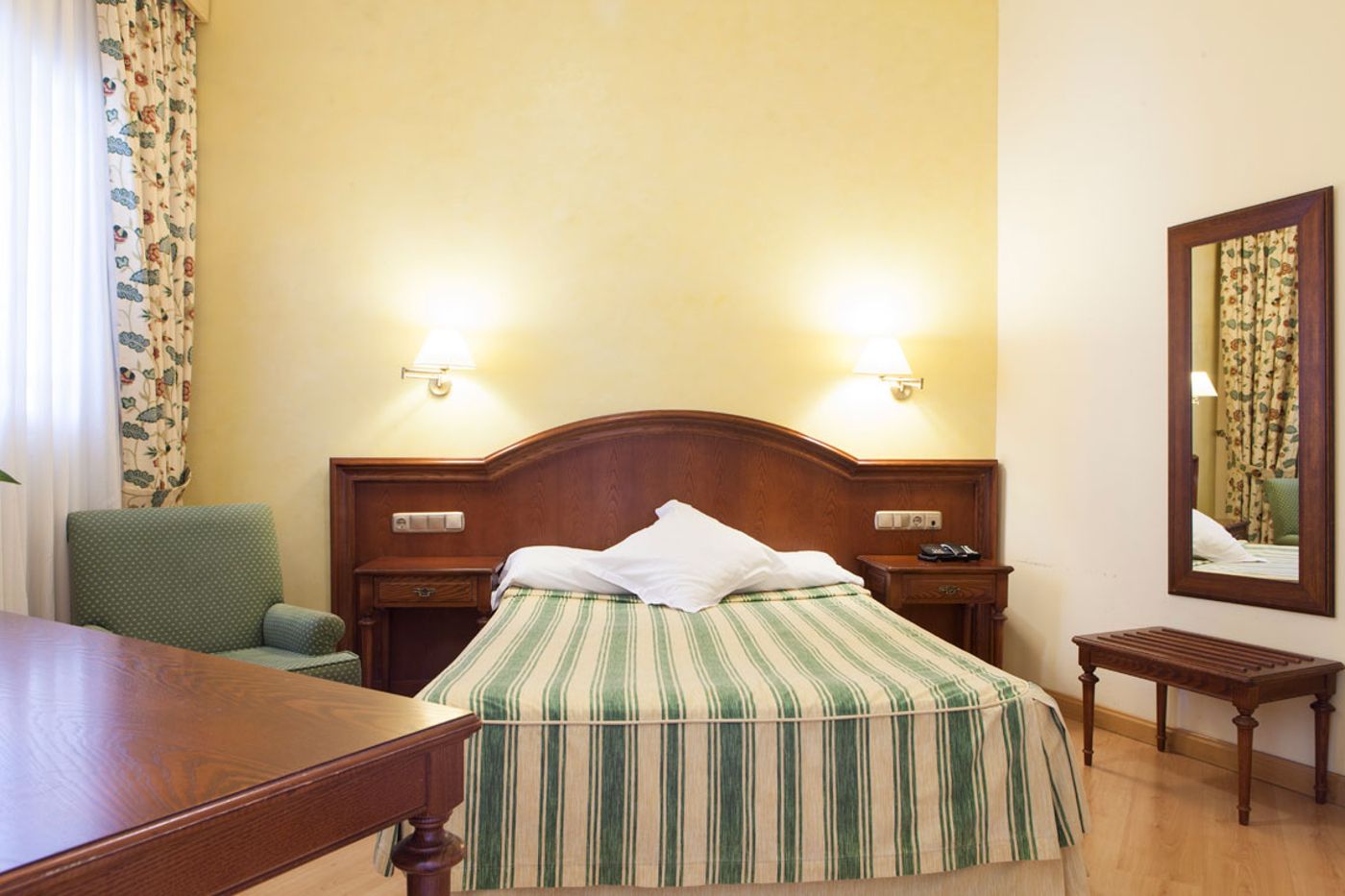Hotel Cervantes - Spain - SEVILLA - Room - 7