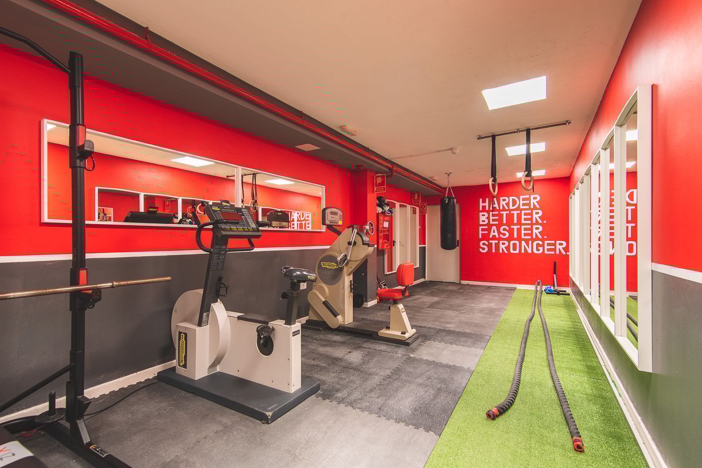 Mariposa-del-Sol-Sports-and-Entertainment-33