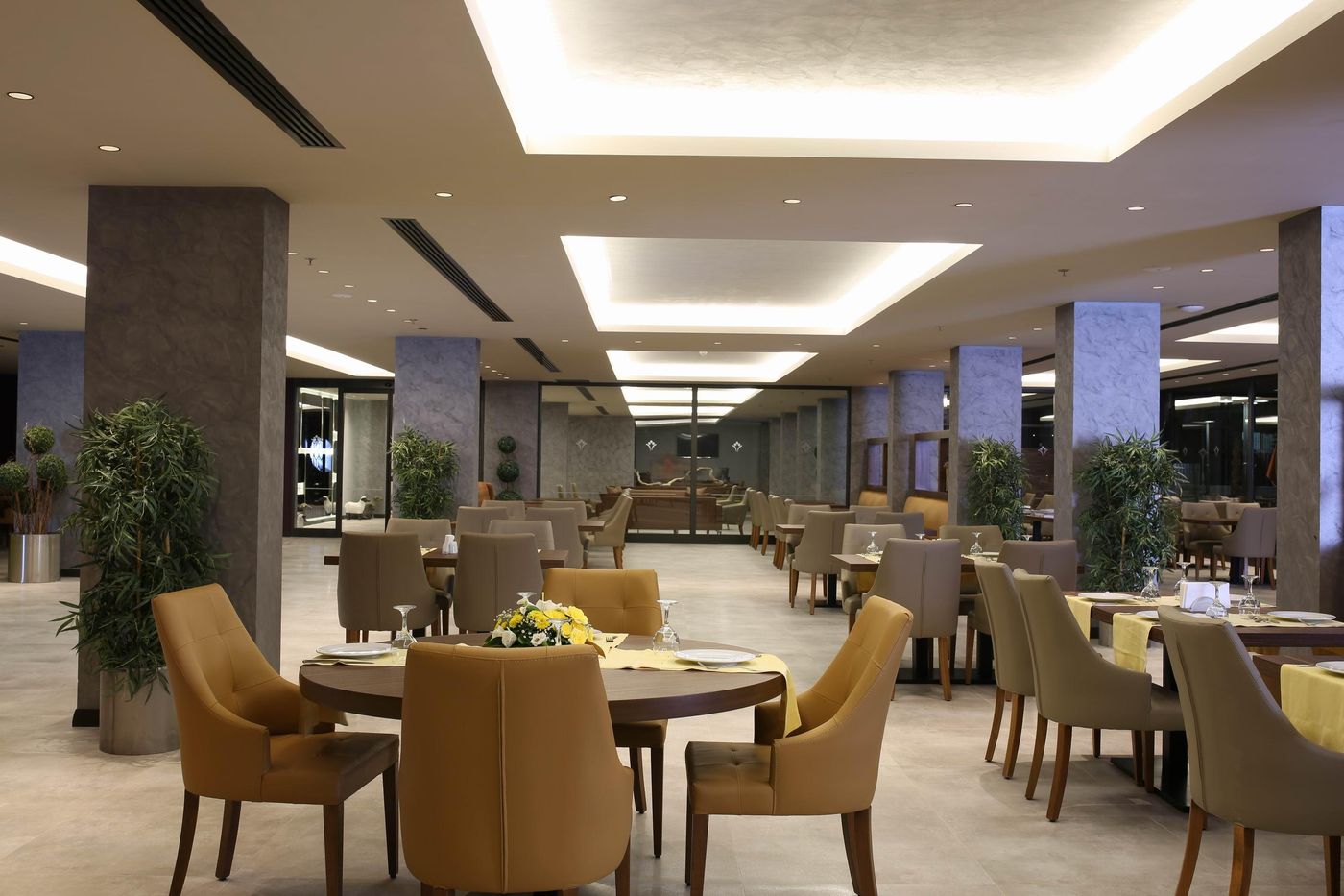 Mirage-World-Restaurant-44