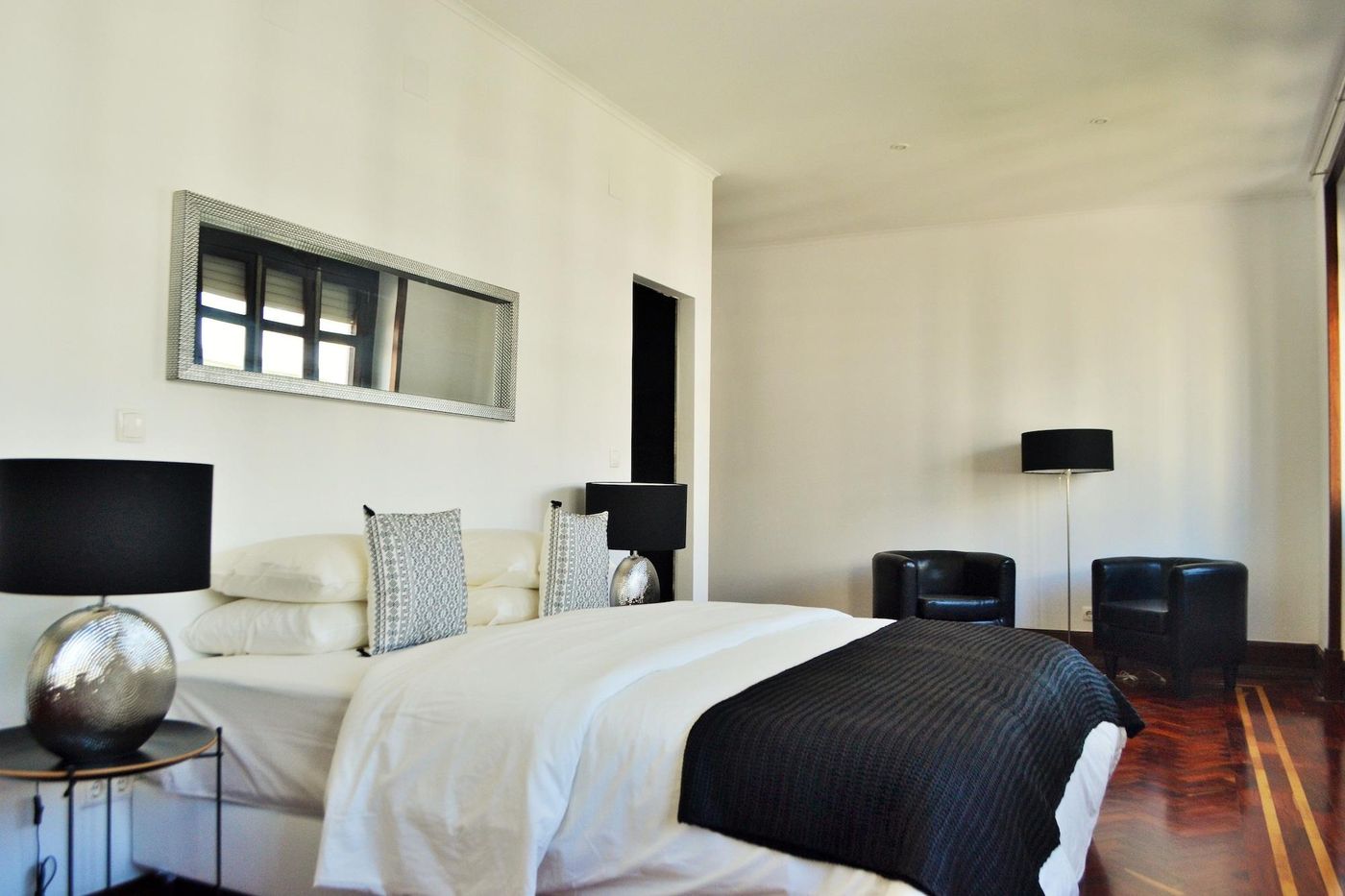Feeling-Eduardo-Vii-Room-1